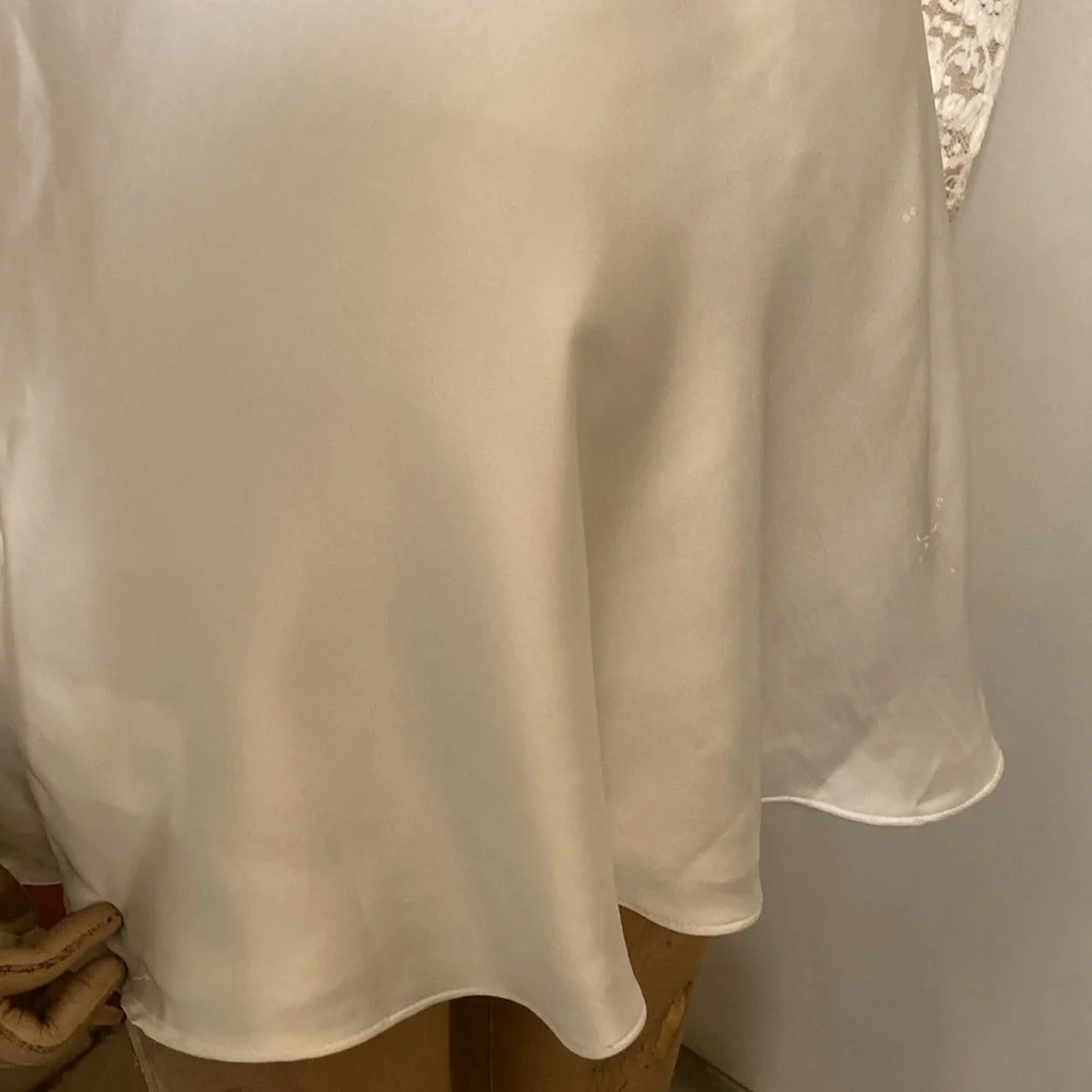 Zara Bride Dress - Picture 5 of 11